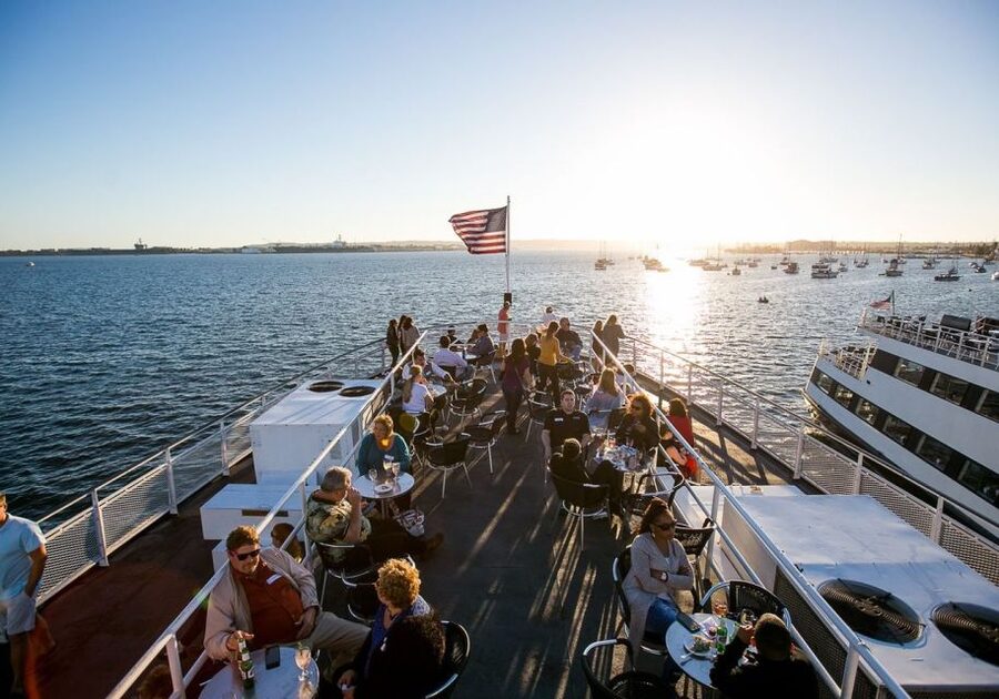 San Diego: New Year's Eve Gourmet Brunch or Dinner Cruise - Key reasons this cruise works for New Year’s Eve
