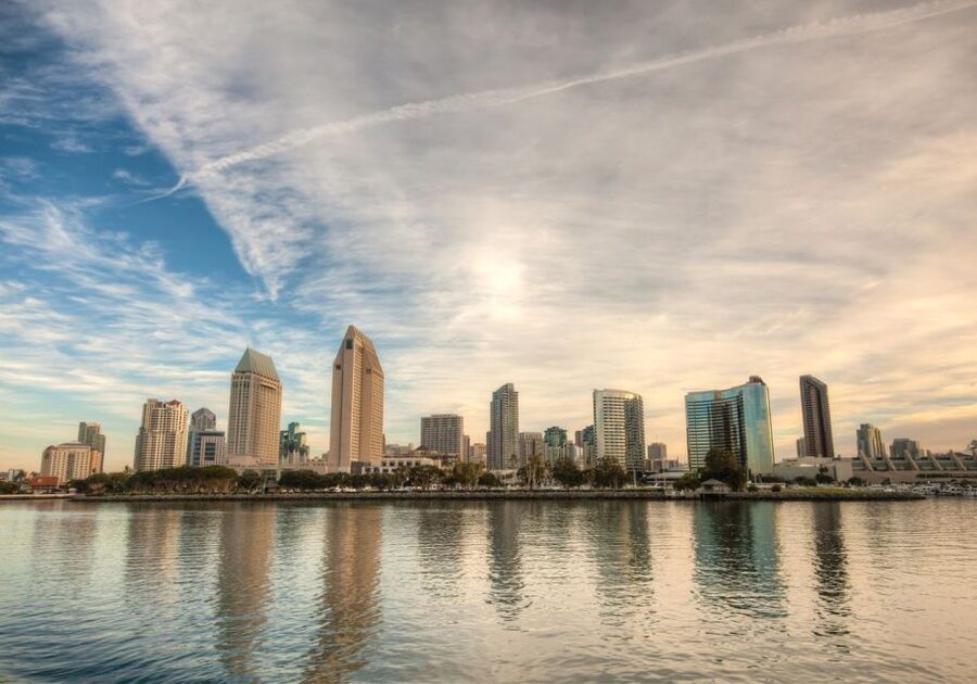 San Diego: Thanksgiving Day Buffet Brunch or Dinner Cruise - Quick logistics you’ll want to know before you go