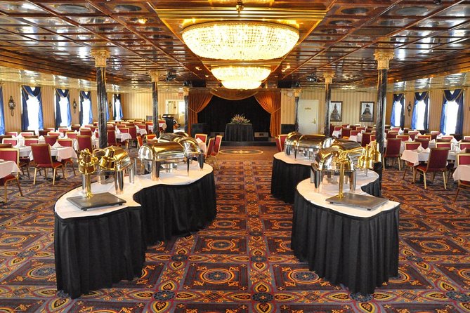 Savannah Riverboat Gospel Music Dinner Cruise - The buffet menu: what’s on the table, and why it works
