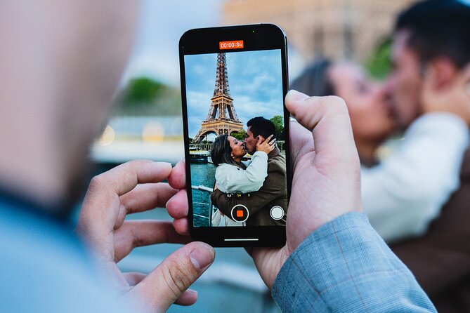 Seine River Dinner Cruise with Live Singer by VIP Yacht de Paris - Drinks: included champagne, wine add-ons, and the cost math