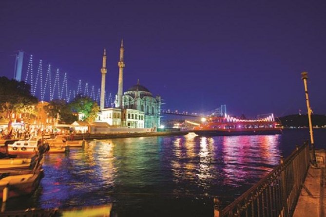 Stage Front Bosphorus Dinner Cruise with Pickup & Drinks included - The Bosphorus route: photo stops that actually make sense