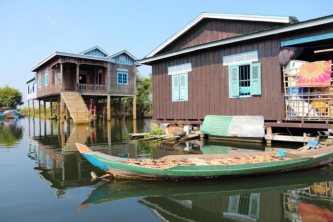 Sunset Dinner and drinks includes a Floating Village cruise tour. - Key highlights worth your time