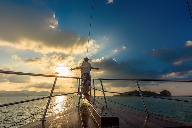 Sunset Dinner Cruise - Timing: 4:00 pm departure to dinner under the stars