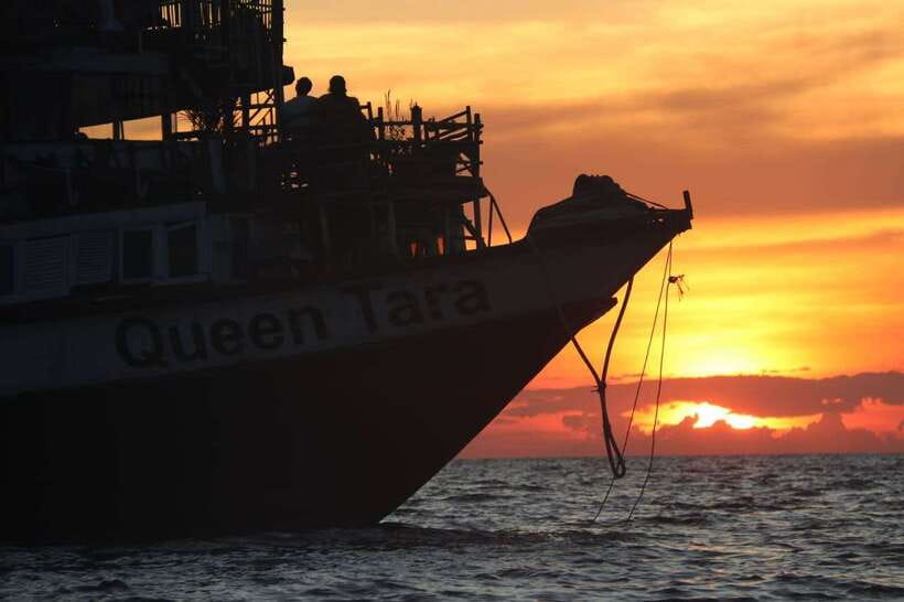 Sunset Dinner Tour: Tonle Sap Lake Floating Village - Why Tonle Sap’s Floating Village Looks So Different After 4 PM