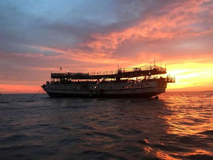 Sunset Dinner Tour: Tonle Sap Lake Floating Village - Lotus Fields and Lotus Crafts: The Cultural Photo Stop With a Purpose