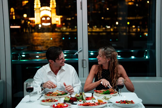 Sydney Harbour: 2h Glass Boat Dinner Cruise with Wine Pairing - The 4-course dinner: Australian produce, paced like a real meal
