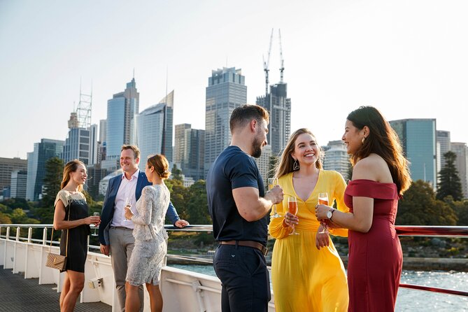 Sydney Harbour Starlight Dinner Cruise from Circular Quay - How the Opera House and Harbour Bridge ride past works in real life