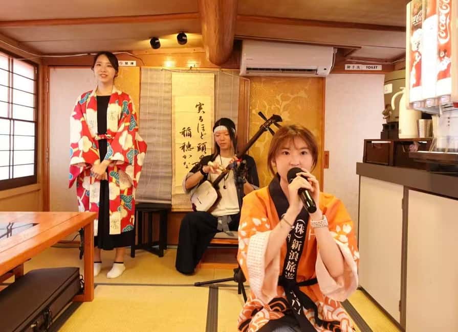 Tokyo: Dance Show & Performance Dinner Cruise & Tokyo Tower - Timing and Stops: Rainbow Bridge Photos and Short Performance Beats