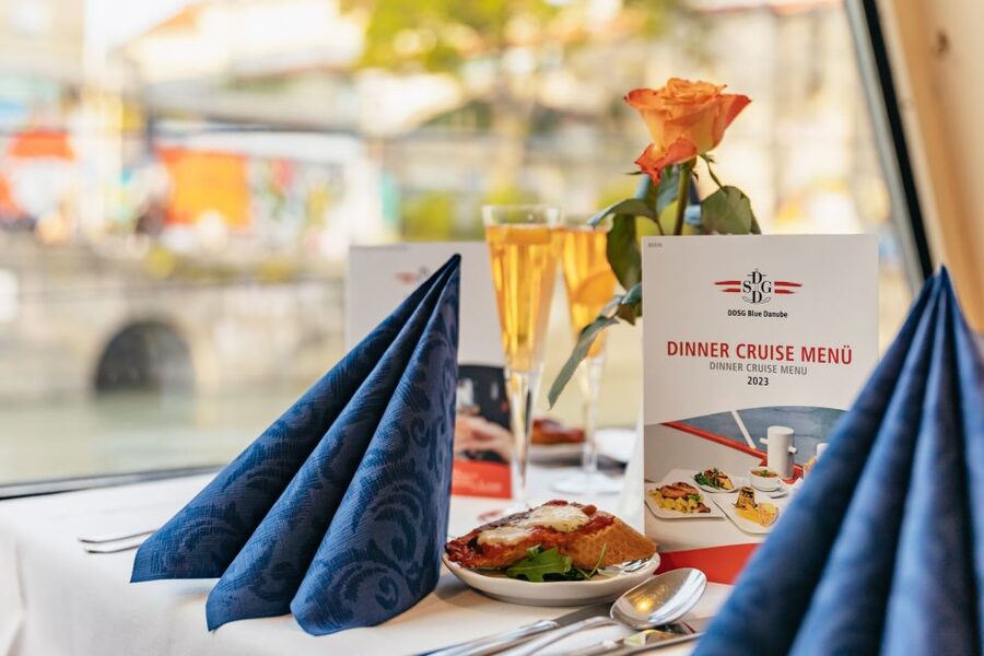 Vienna: 3-Course Evening Dinner Cruise - Timing, the Danube Canal, and Lock Passages